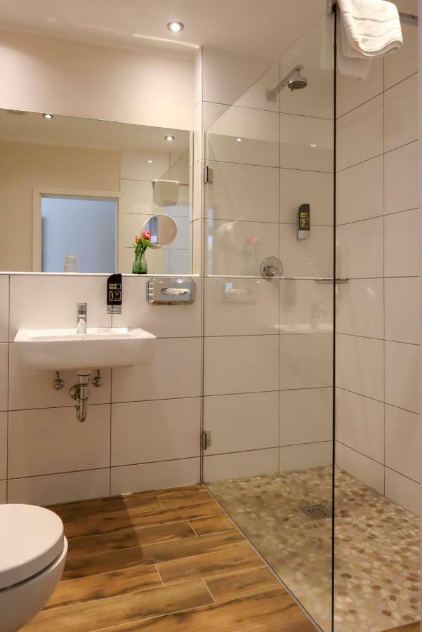 Hotel Gut Moschenhof Düsseldorf Kültér fotó